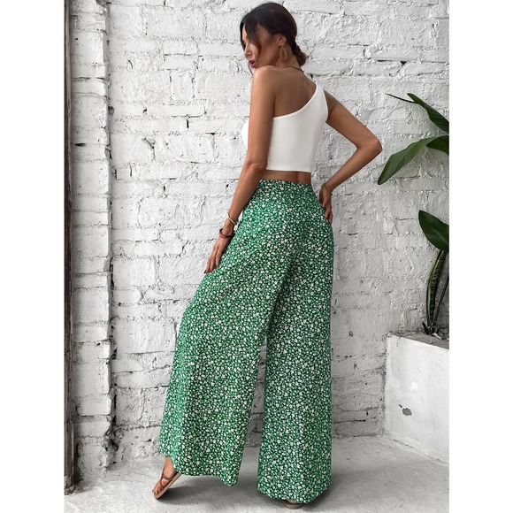 2 piece set: white One Shoulder Crop Top & Floral print Wide Leg Pants green - Picture 2 of 3